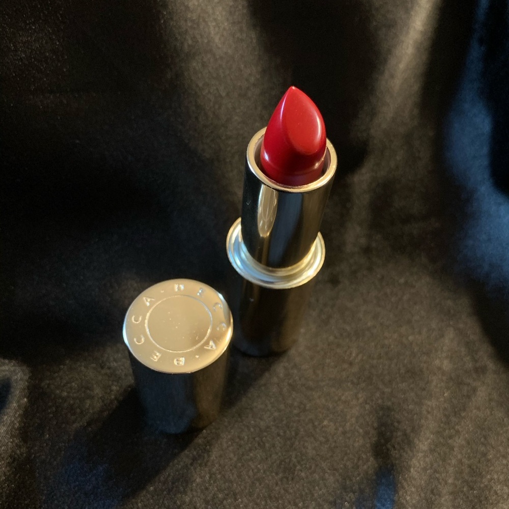 *NEVER USED* BECCA ULTIMATE LIPSTICK LOVE - RUBY